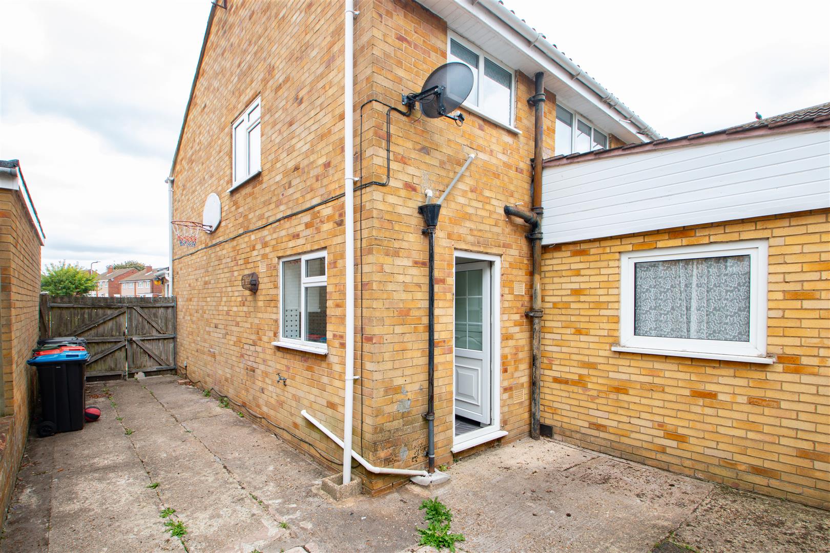 Cottingham Grove, Bletchley, Milton Keynes